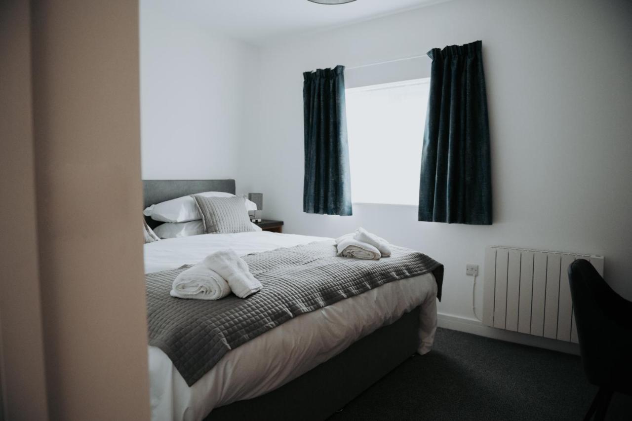 Bed and Breakfast The Fox And Hounds Bancyfelin Exterior foto